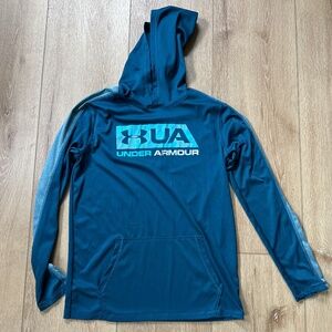 Youth XL Under Armour Long Sleeve Shirts